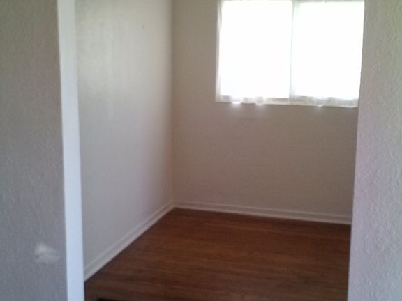 5th image of 213 San Pasquale Ave SW