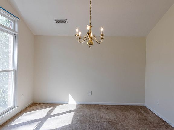 3rd image of 6240 Bayberry Dr