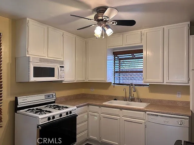 925 El Dorado St — Photo 9