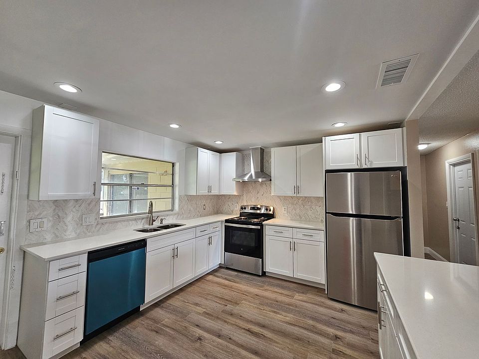 1st image of 4409 Shadberry Dr