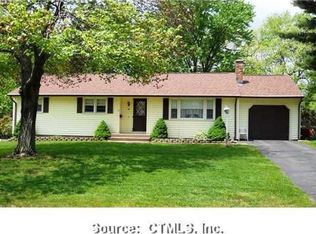 40 Diane Dr, South Windsor, CT 06074