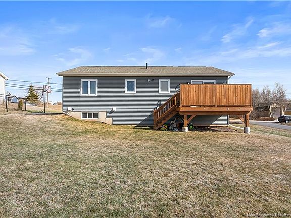 5th image of 355 Dover Rd