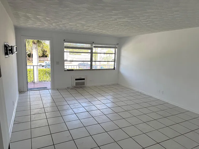 4800 N Flagler Dr #3 — Photo 10