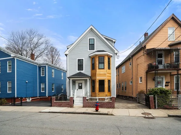 81 Gilman St, Somerville, MA 02145