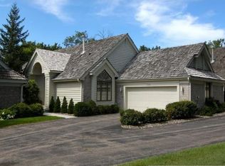 5368 Waters Edge Dr, Minnetonka, MN 55343