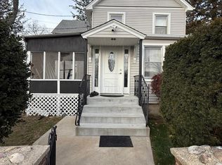 41 Stone Avenue, North Babylon, NY 11703