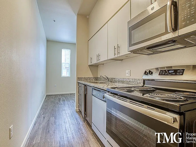 The Carter Apartments — Photo 20