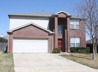 8048 Southern Pine Way, Fort Worth, TX 76123