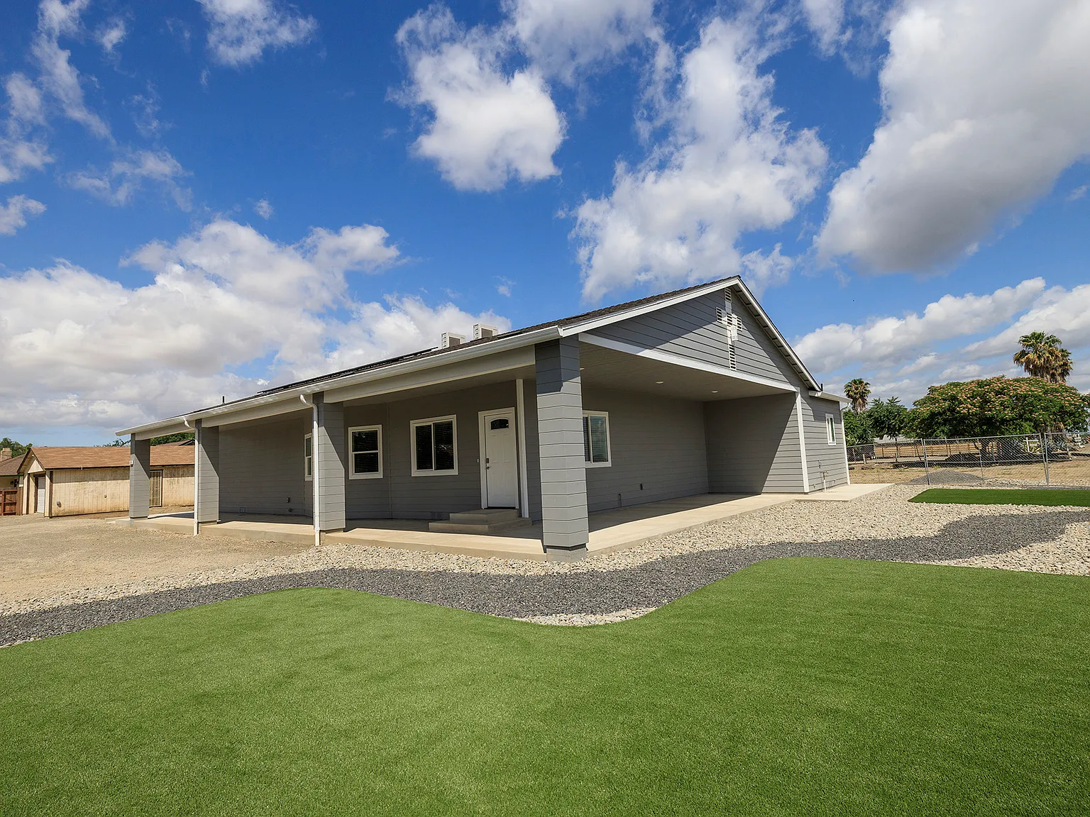 1 bed, 2235 sqft, $1,500 — Photo 4