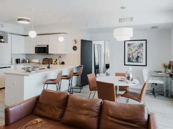 999 SW 1st Ave APT 2002, Miami, FL 33130