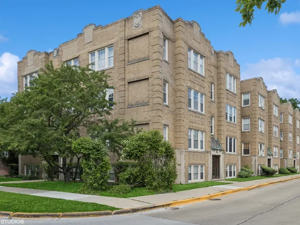 1128 Harrison St #17, Oak Park, IL 60304