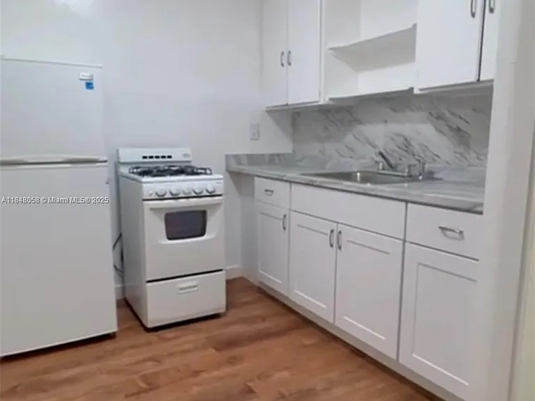 1611 Pennsylvania Ave #12A — Photo 1