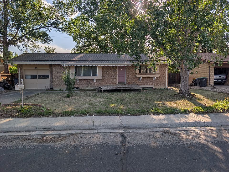 1st image of 835 S Bross St
