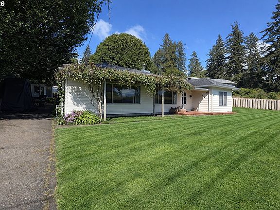 3rd image of 67623 E Bay Rd