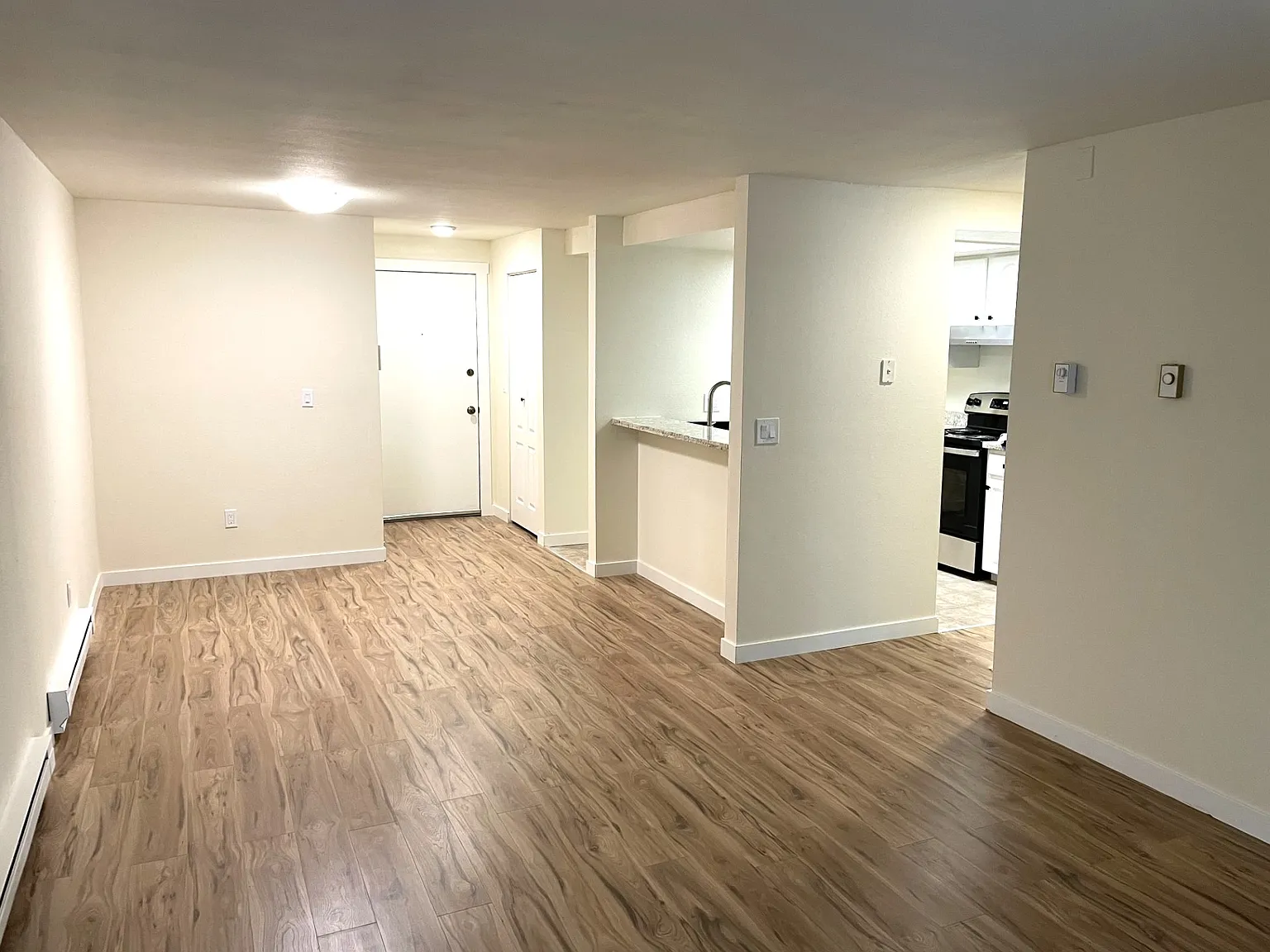 1 bed, 680 sqft, $1,995 — Photo 4