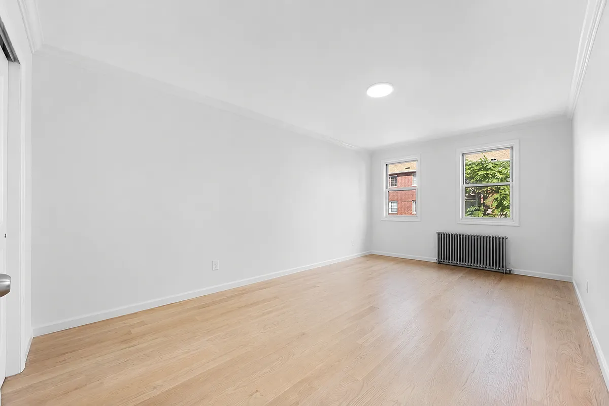 Building Photo - 2469 E 28th St #1A