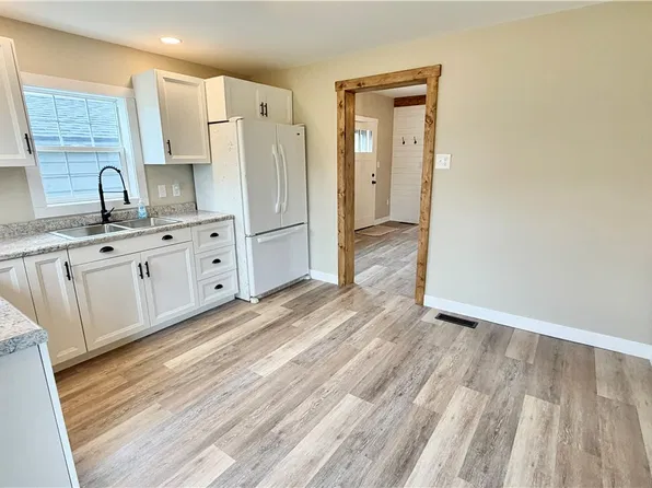 7925 South St, Conover, OH 45317