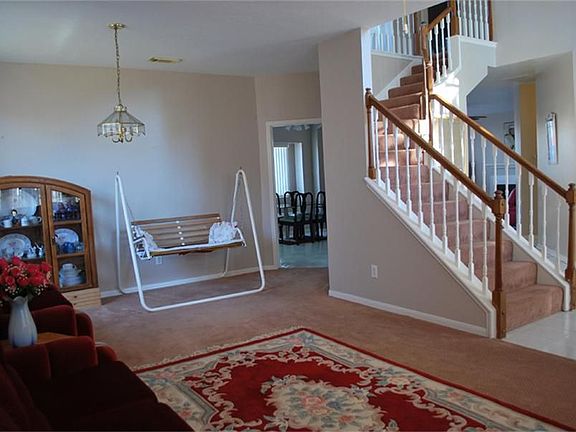 5th image of 8911 Diamond Lake Ln