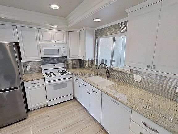 2nd image of 314 Alta Ln