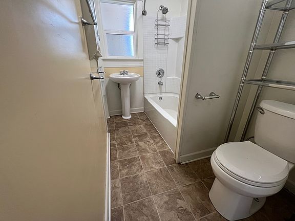 5th image of 412 11th St