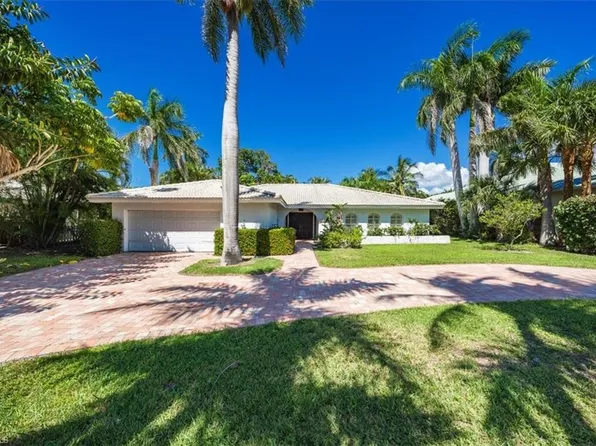 509 Turtle Hatch LN, NAPLES, FL 34103
