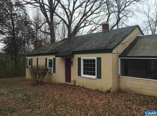 1375 Arvon Rd, Arvonia, VA 23004