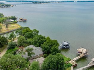 250 Nob Hill Cir, Gun Barrel City, TX 75156