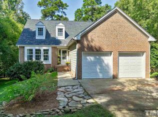 121 Hidden Bluff Ln, Cary, NC 27513