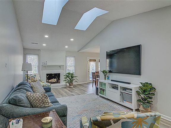 5th image of 5318 Summerwood Dr