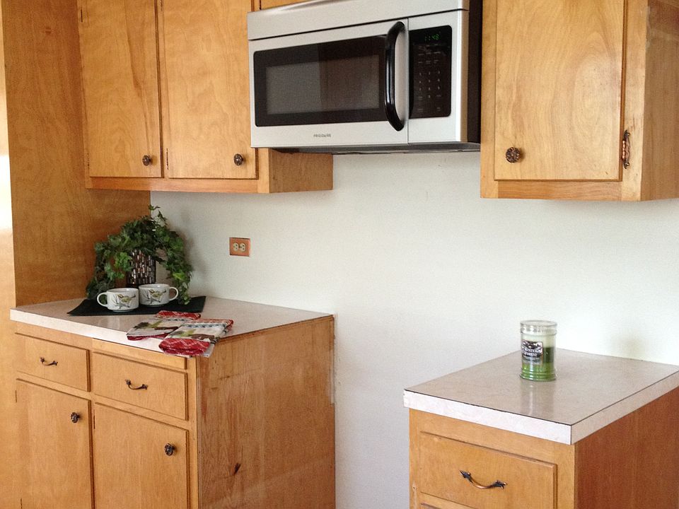 a stove is now in this space