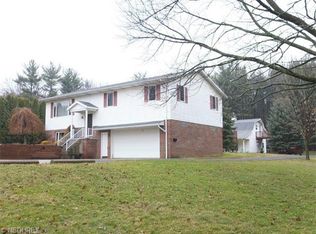 1879 Paradise Rd, Orrville, OH 44667