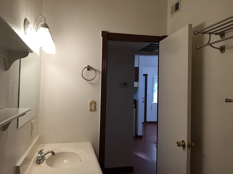 4803 E Willetta St #4 — Photo 9