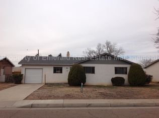 2929 Palomas Dr NE, Albuquerque, NM 87110