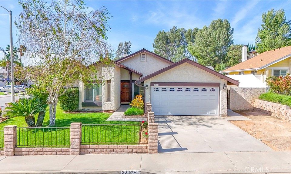 1st image of 23104 Poplar Glen Cir