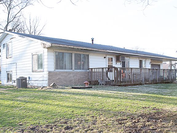 4th image of 213 N 2nd St