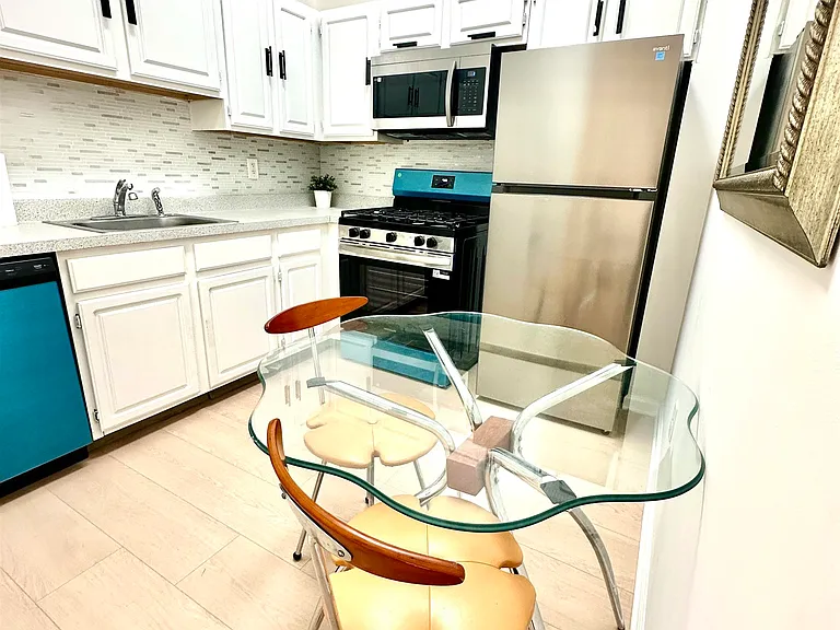 86 South St #1 — Photo 5