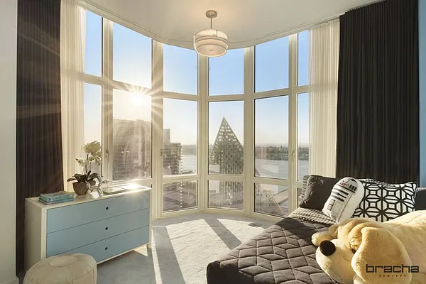 Sold by Keller Williams NYC | media 2