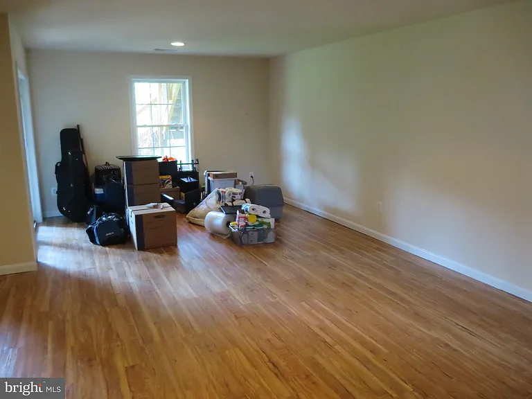 1503 Shields Ter NE — Photo 24