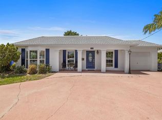 924 Inlet Cir, Venice, FL 34285