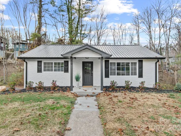 60 Tanglewood Dr, Asheville, NC 28806