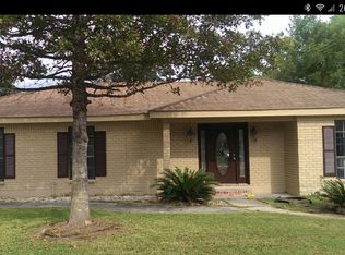 211 Ovey Dr, Lafayette, LA 70501