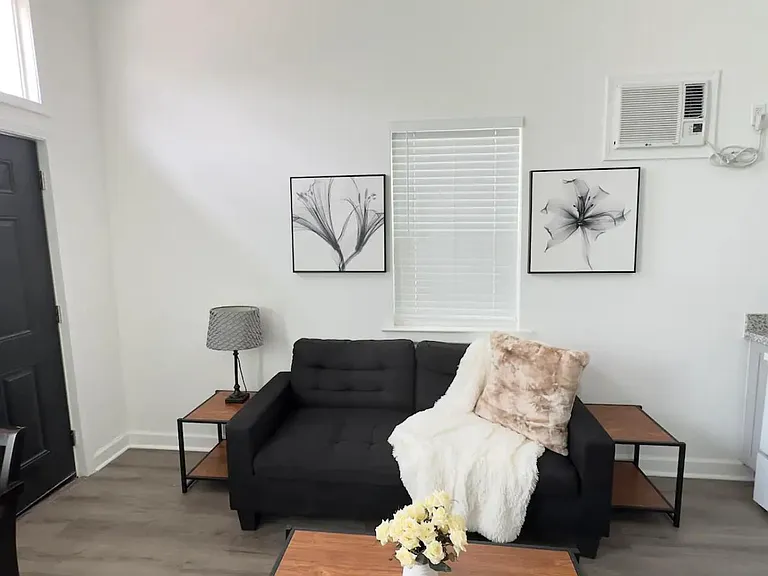 2513 Erato St #102 — Photo 4