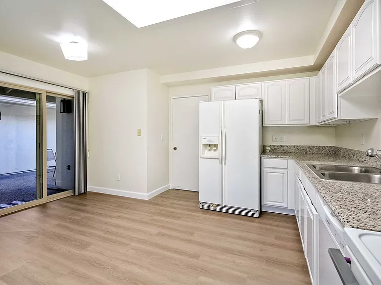 147 Sinaloa Ct — Photo 13
