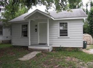 2106 E Cairo St, Springfield, MO 65802