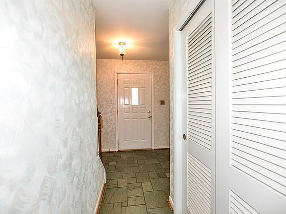 4th image of 7210 Sycamorehill Ln