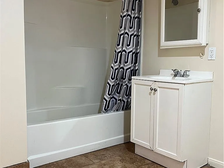 10327 1/2 Tristan Dr — Photo 4