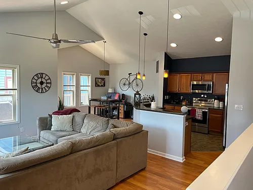 1619 N College Ave #2 Photo 1