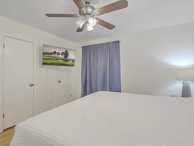616 Semaht St — Photo 11