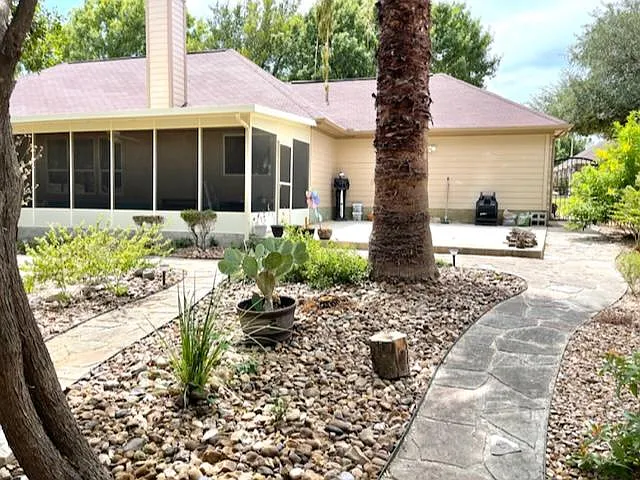 1604 Canyon Oak — Photo 5