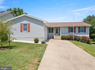 422 W Court St, Woodstock, VA 22664
